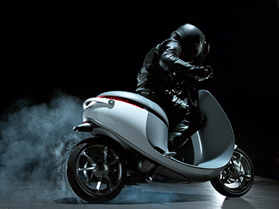 „A robogók Teslája” begördül Európába „A robogók Teslája” begördül Európába