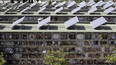 A Tesla napelemekkel lát el 50 ezer ausztráliai háztetőt A Tesla napelemekkel lát el 50 ezer ausztráliai háztetőt
