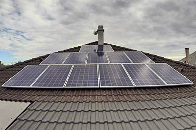 Mi köze a napelemeknek a kávéhoz, és a lufikhoz? Mi köze a napelemeknek a kávéhoz, és a lufikhoz?