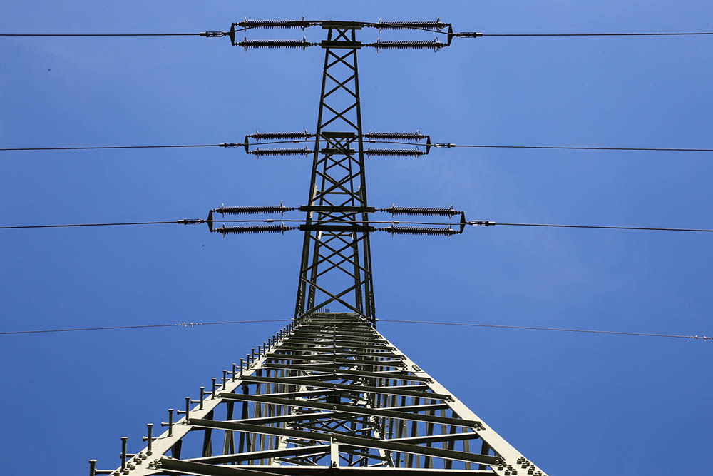 Valamit kezdeni kell a rengeteg plusz árammal