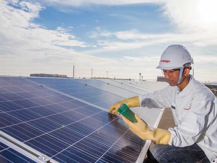 60 éve a napelem rendszerek világában – a Sharp napelem nem mindennapi története