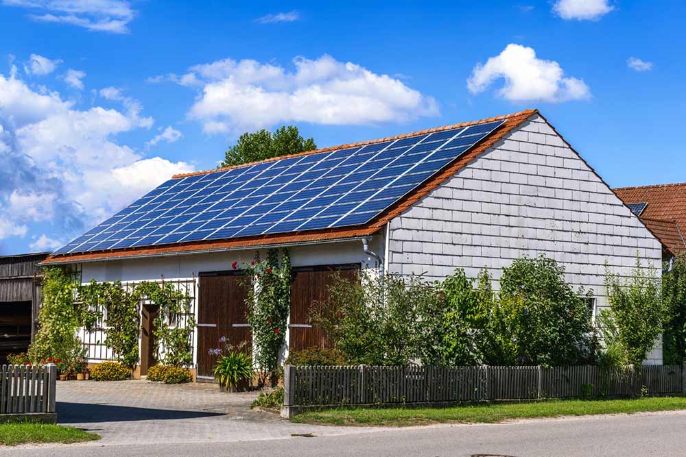 Itt az ideje napelembe fektetni! Itt az ideje napelembe fektetni!