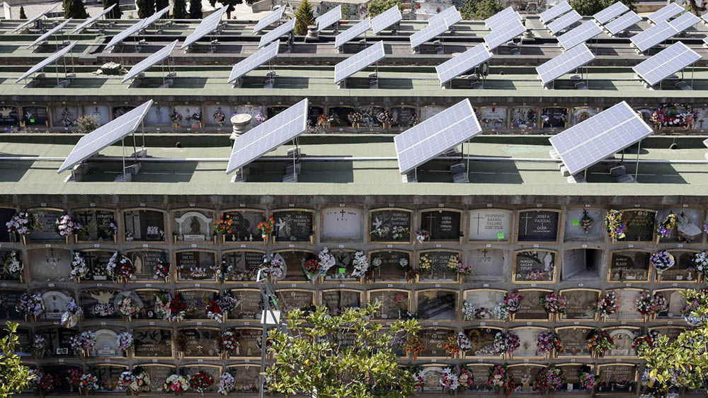 A Tesla napelemekkel lát el 50 ezer ausztráliai háztetőt A Tesla napelemekkel lát el 50 ezer ausztráliai háztetőt