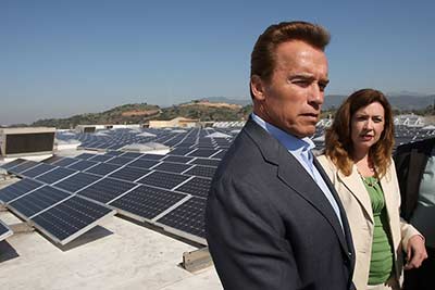 Arnold Schwarzenegger a napelem adó ellen Arnold Schwarzenegger a napelem adó ellen