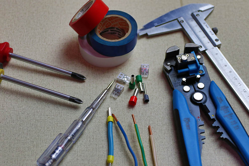 Spórolás és tapasztalatlanság – ez a két fő ok a háttérben Spórolás és tapasztalatlanság – ez a két fő ok a háttérben