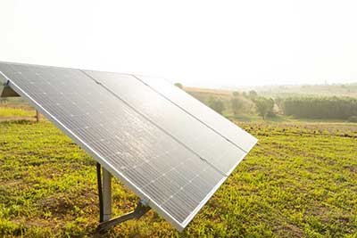 Földre telepített napelem rendszer Földre telepített napelem rendszer