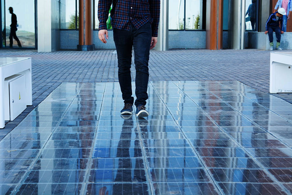 Mi a helyzet a magyar napelemes burkolattal? Mi a helyzet a magyar napelemes burkolattal?