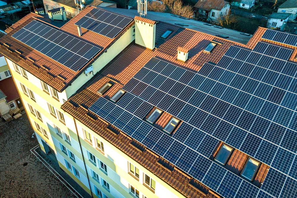 Családi panzióktól a többcsillagos hotelekig Családi panzióktól a többcsillagos hotelekig