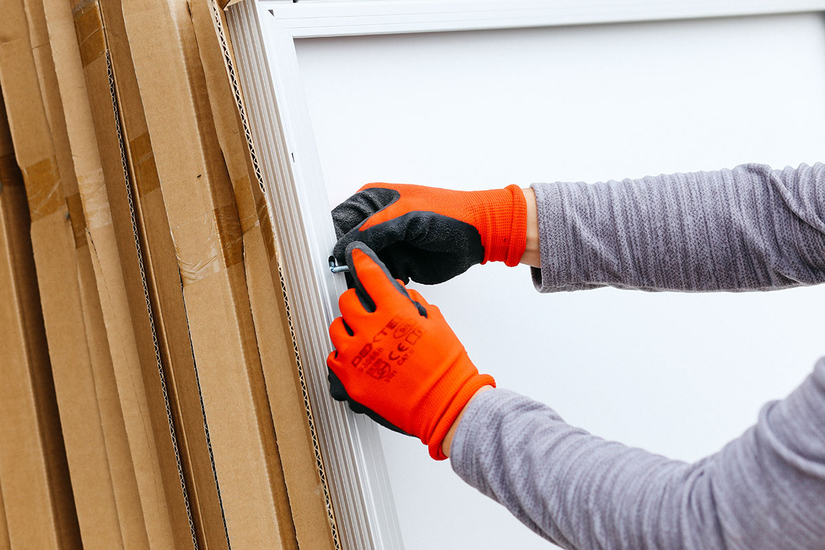 El is érkeztünk a napelem telepítéshez