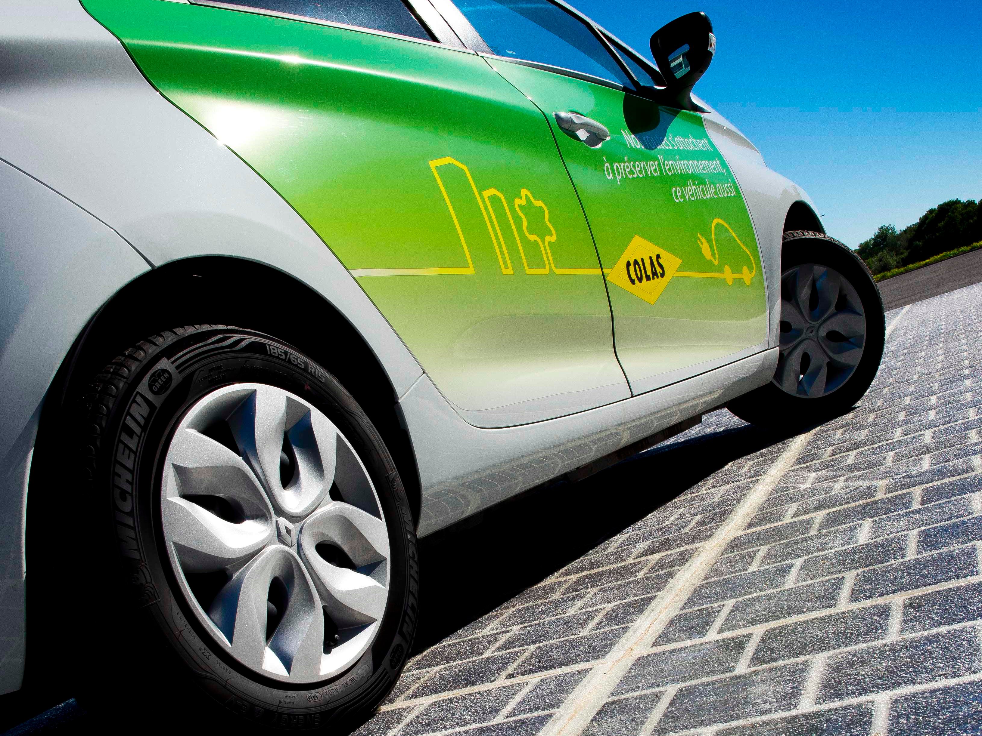 Energiát adó autóutak – a jövő tervezésében