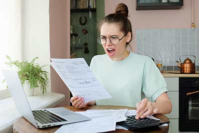 Nincs rezsicsökkentés a vállalkozásoknak: csődbe mehet a cég? Nincs rezsicsökkentés a vállalkozásoknak: csődbe mehet a cég?