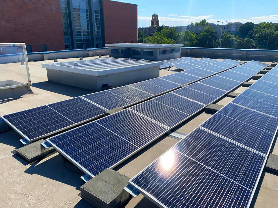 Komoly háttér – komoly napelem garanciák Komoly háttér – komoly napelem garanciák