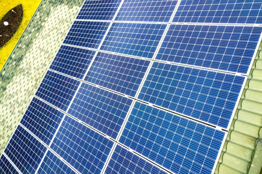 Napelemes növekedési rekord: fél év alatt akkora bővülés, mint a teljes 2022-es évben!