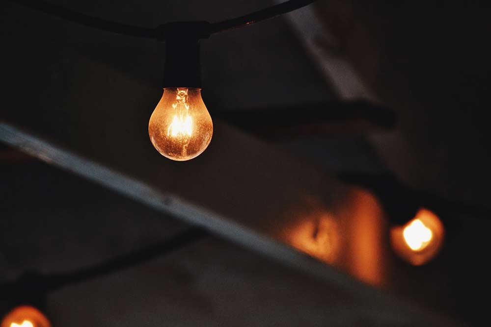 Előírások és biztonsági intézkedések Előírások és biztonsági intézkedések