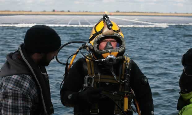 Vízen úszó napelem-farm (1)